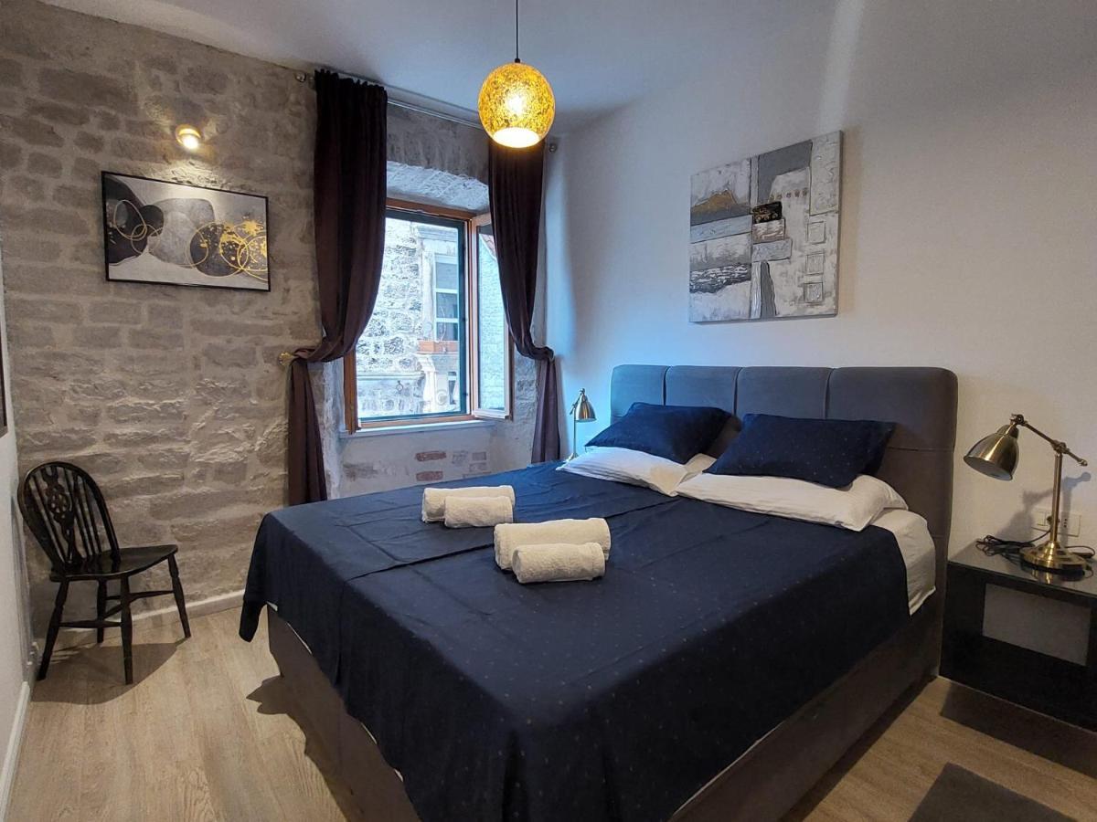 Central Palace Apartment Шибеник Екстер'єр фото