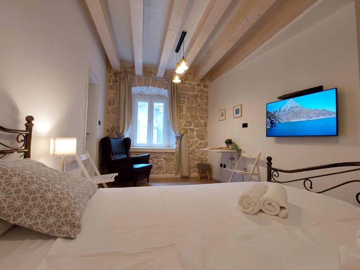 Central Palace Apartment Шибеник Екстер'єр фото