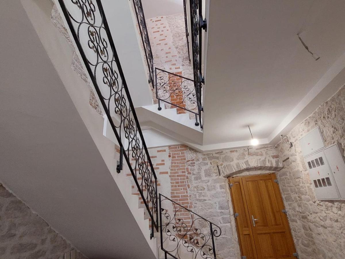 Central Palace Apartment Шибеник Екстер'єр фото