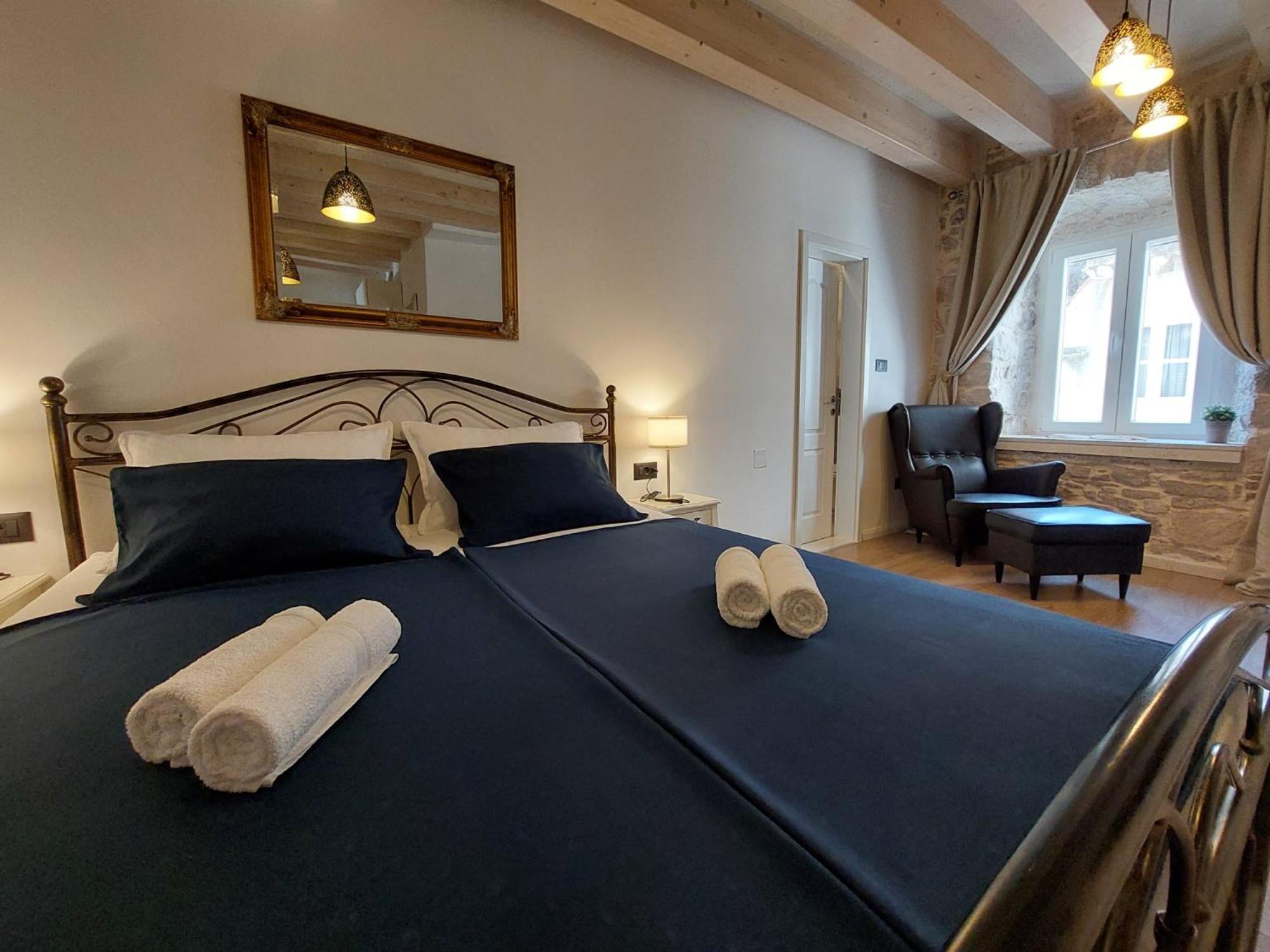 Central Palace Apartment Шибеник Екстер'єр фото